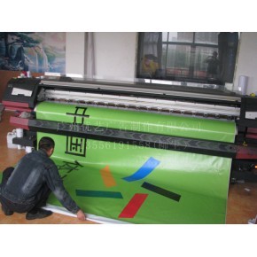 噴繪材料與設備詳解 燈布、燈片、單透貼、網格布、精印海報與噴繪機